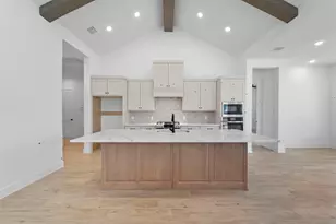 200 Sandhill Grv Trl, Waller, TX 77447 - Photo 2