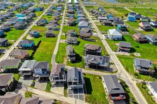 2906 Shady Ln, Crystal Beach, TX 77650 - Photo 32