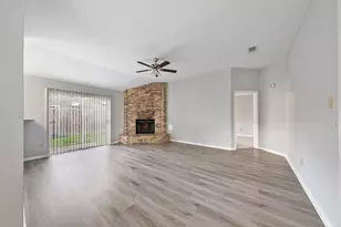 10530 Rippling Fields Dr, Houston, TX 77064 - Photo 12