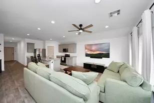 1137 Buffalograss Trl, Sealy, TX 77474 - Photo 22