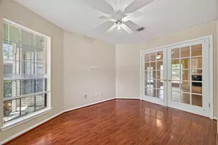 2931 Parkwood Manor Dr, Houston, TX 77339 - Photo 10