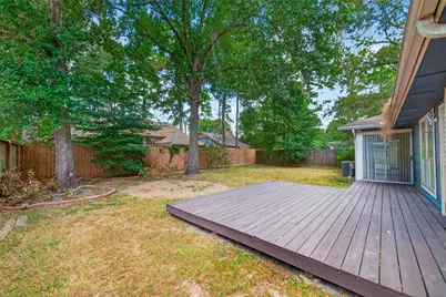 2931 Parkwood Manor Drive, Houston, TX 77339 - Photo 16