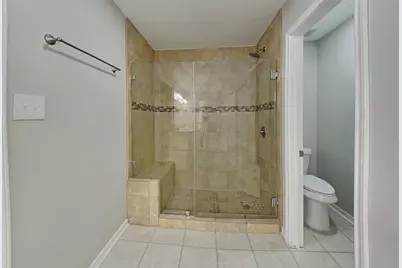 22 S Rain Forest Court, Spring, TX 77380 - Photo 10