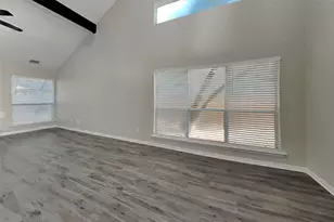 22 S Rain Forest Ct, Spring, TX 77380 - Photo 2