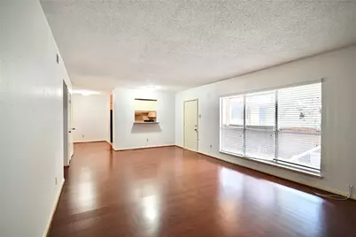 7714 Renwick Dr #H57, Houston, TX 77081 - Photo 6