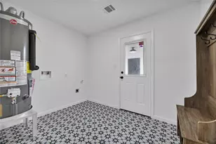 2726 Stetson Ln, Houston, TX 77043 - Photo 16
