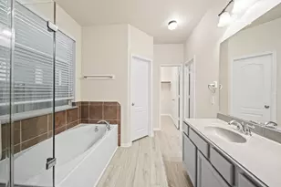 12923 Pecan Shores Dr, Houston, TX 77044 - Photo 26