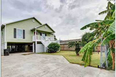 641 4th Street, San Leon, TX 77539 - Photo 2