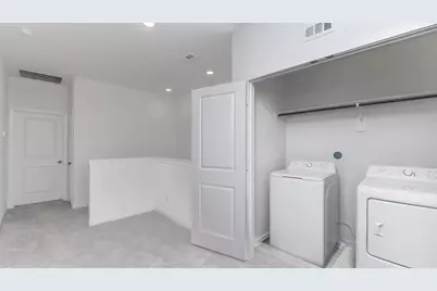 2206 Diagonal Ln, Houston, TX 77051 - Photo 16