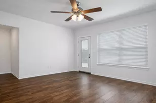 1018 Sycamore Dr, Rosharon, TX 77583 - Photo 4