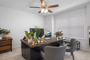 1018 Sycamore Dr, Rosharon, TX 77583 - Photo 8