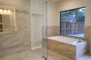 6111 Hampton Way Ct, Spring, TX 77389 - Photo 18