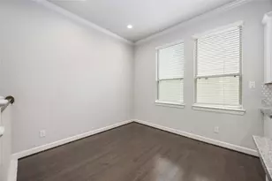 9603 Cambridge Manor Ln, Houston, TX 77045 - Photo 10