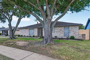 6914 Rockergate Dr, Missouri City, TX 77489 - Photo 4
