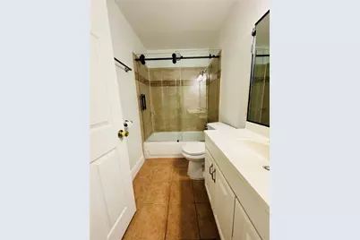 4901 Milam Street #8, Houston, TX 77006 - Photo 8