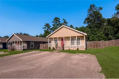 164 Varsity Drive, Huntsville, TX 77340 - Photo 2