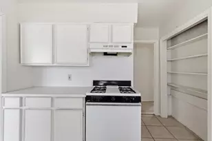 1655 Hawthorne St, Houston, TX 77006 - Photo 22