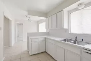 1655 Hawthorne St, Houston, TX 77006 - Photo 36