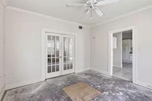 1655 Hawthorne St, Houston, TX 77006 - Photo 8