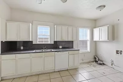 1655 Hawthorne Street, Houston, TX 77006 - Photo 10