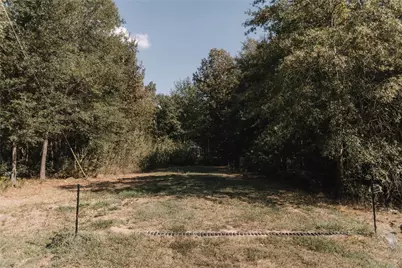 384 Somerset, Livingston, TX 77351 - Photo 2