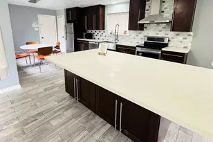 2115 Barrington Pl Dr, Sugar Land, TX 77478 - Photo 10