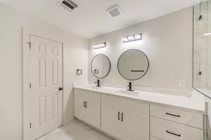 4314 Nenana Dr, Houston, TX 77035 - Photo 36