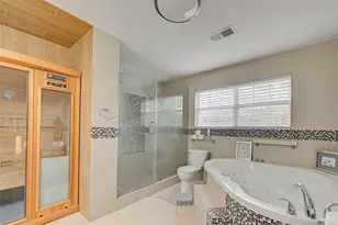 5711 Hummingbird St, Houston, TX 77096 - Photo 20