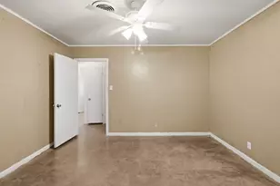 705 W 1st St, Groveton, TX 75845 - Photo 20