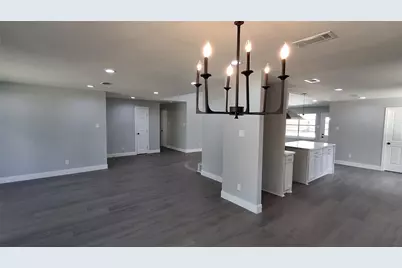 7807 Bellerive Dr Drive, Houston, TX 77036 - Photo 18