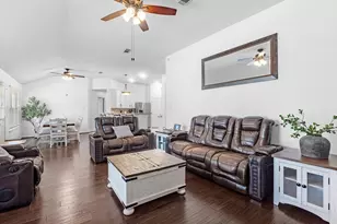 3539 Lakearies Ln, Katy, TX 77449 - Photo 6