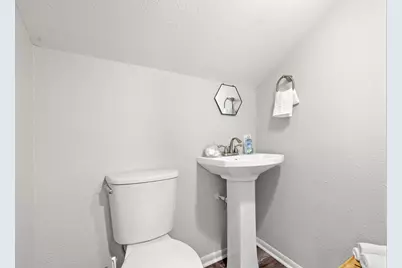 702 S 2nd Street, La Porte, TX 77571 - Photo 16
