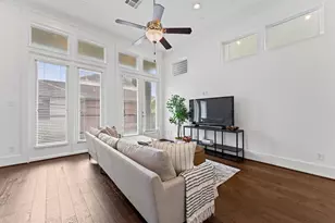 9635 Riddlewood Ln, Houston, TX 77025 - Photo 14