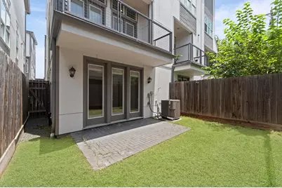 9635 Riddlewood Lane, Houston, TX 77025 - Photo 4