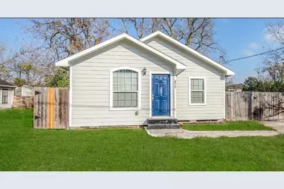 4717 Mallow Street, Houston, TX 77033 - Photo 1