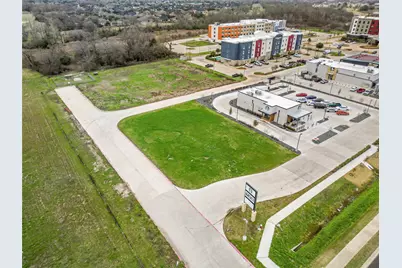3047 University Drive E, Bryan, TX 77802 - Photo 6