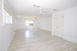2801 Avenue I, Bay City, TX 77414 - Photo 38