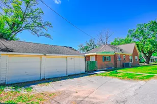 2801 Avenue I, Bay City, TX 77414 - Photo 46
