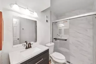 8100 Creekbend Dr, Houston, TX 77071 - Photo 16