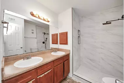 8100 Creekbend Drive #104, Houston, TX 77071 - Photo 10