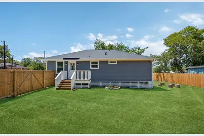 514 W Wilkins Street, Brenham, TX 77833 - Photo 16