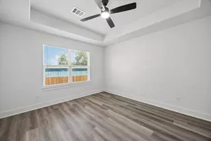 514 W Wilkins St, Brenham, TX 77833 - Photo 10