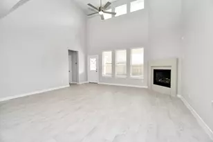 11119 Rose River Dr, Houston, TX 77044 - Photo 18