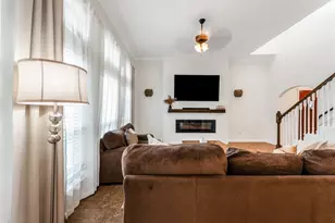 702 Aulia Ln, Spring, TX 77386 - Photo 10