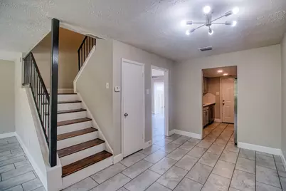 6393 S Briar Bayou Drive, Houston, TX 77072 - Photo 8