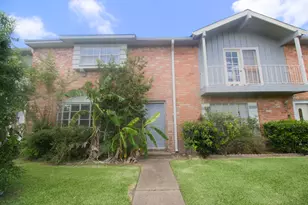 6393 S Briar Bayou Dr, Houston, TX 77072 - Photo 1