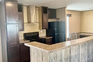 20677 N Navasota Dr, New Caney, TX 77357 - Photo 4