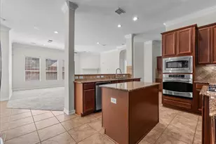 4465 Damasco Cove, League City, TX 77573 - Photo 8