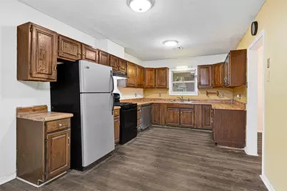 701 E Humble Street, Baytown, TX 77520 - Photo 14