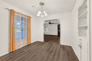 701 E Humble St, Baytown, TX 77520 - Photo 20